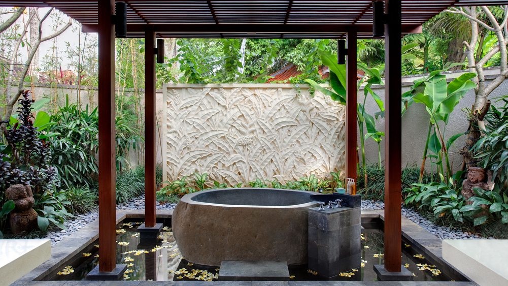 DEA Villas - Villa Sati - Master bathroom